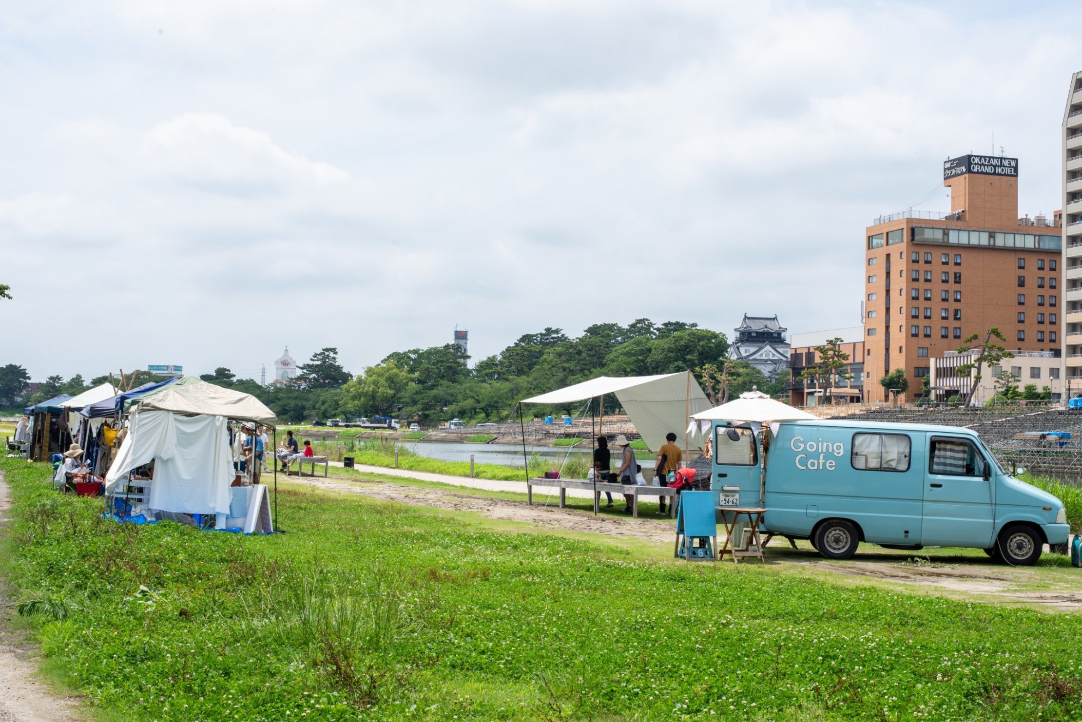 草の縁の会場風景