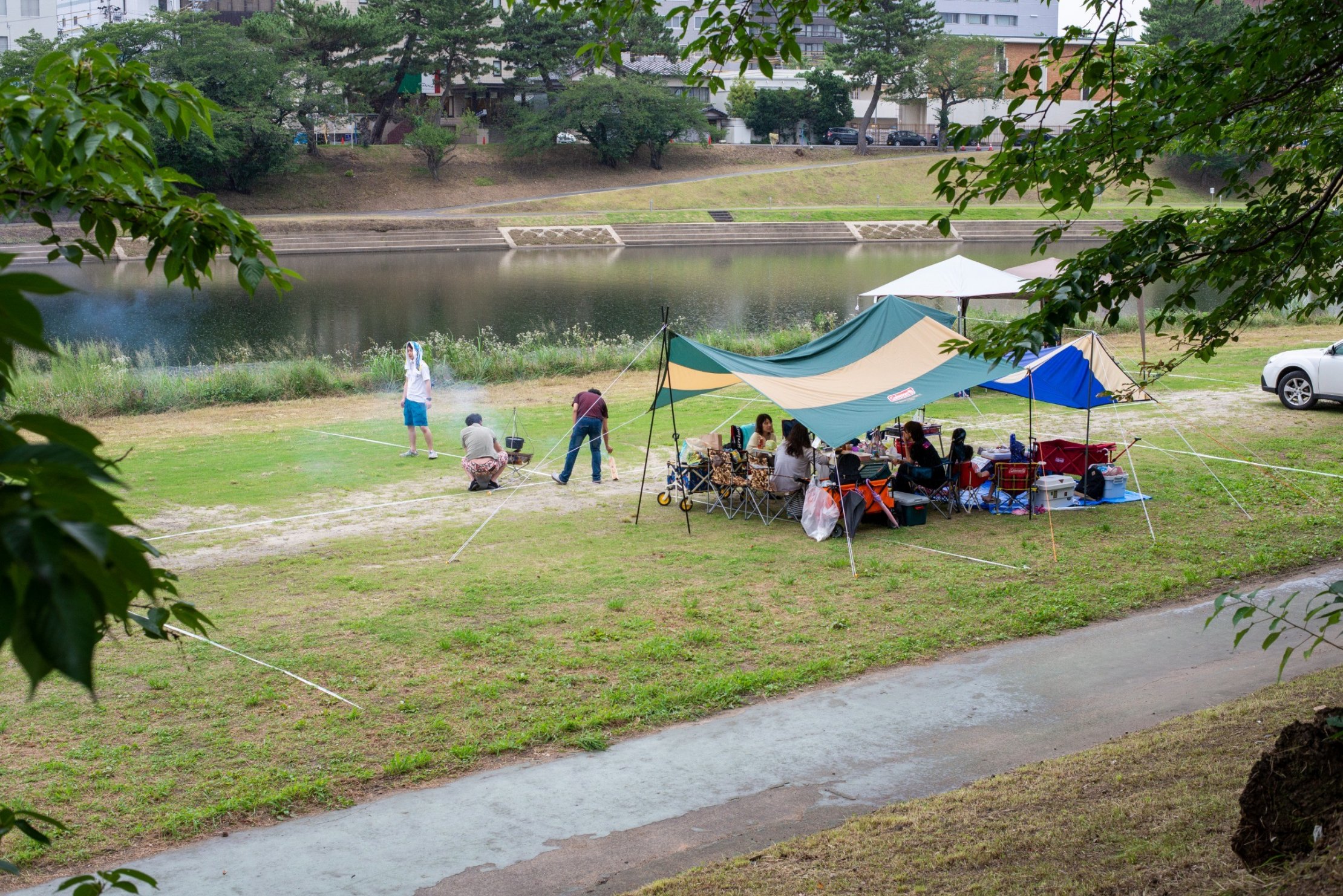 乙川でキャンプサイト