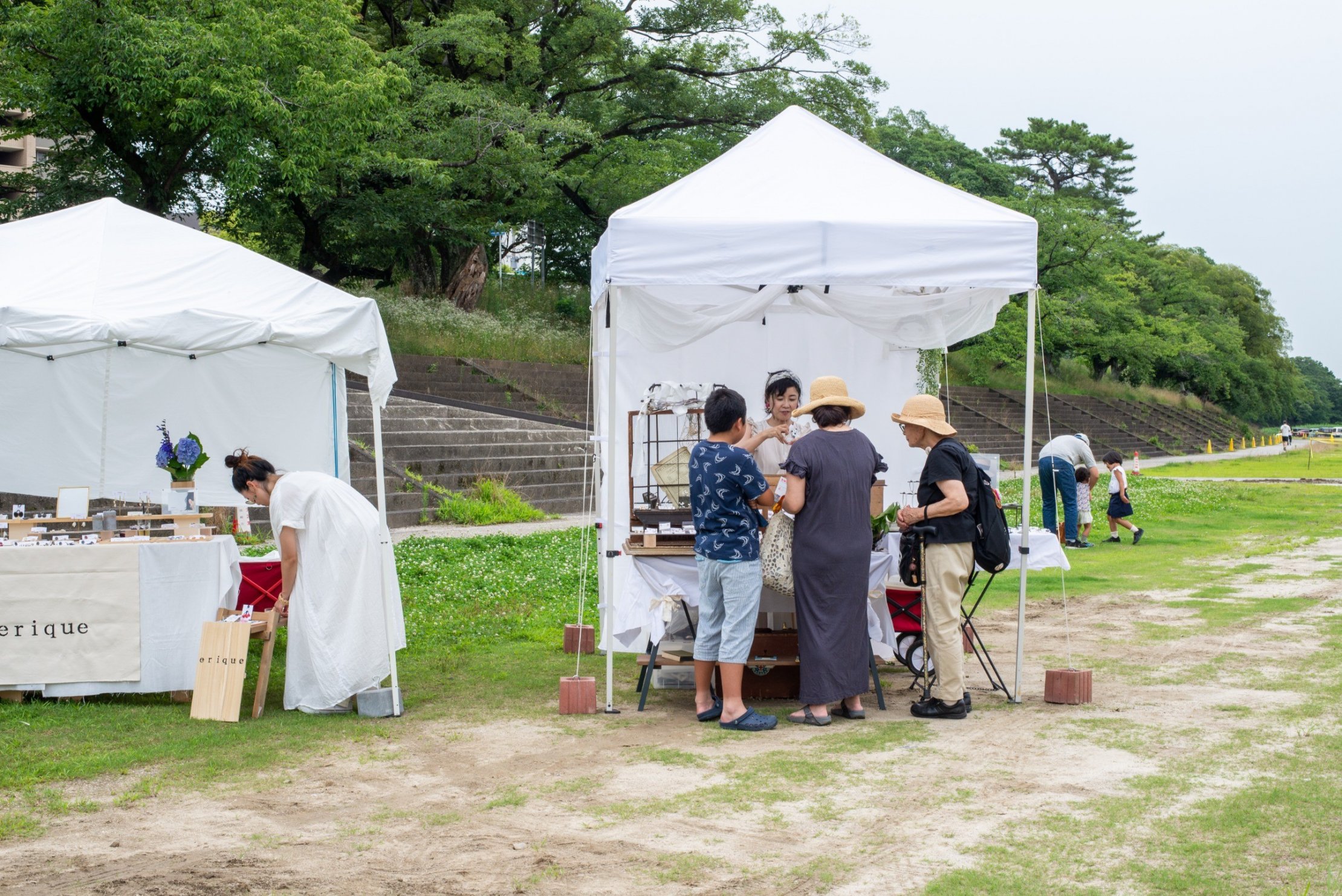 草の縁の会場風景