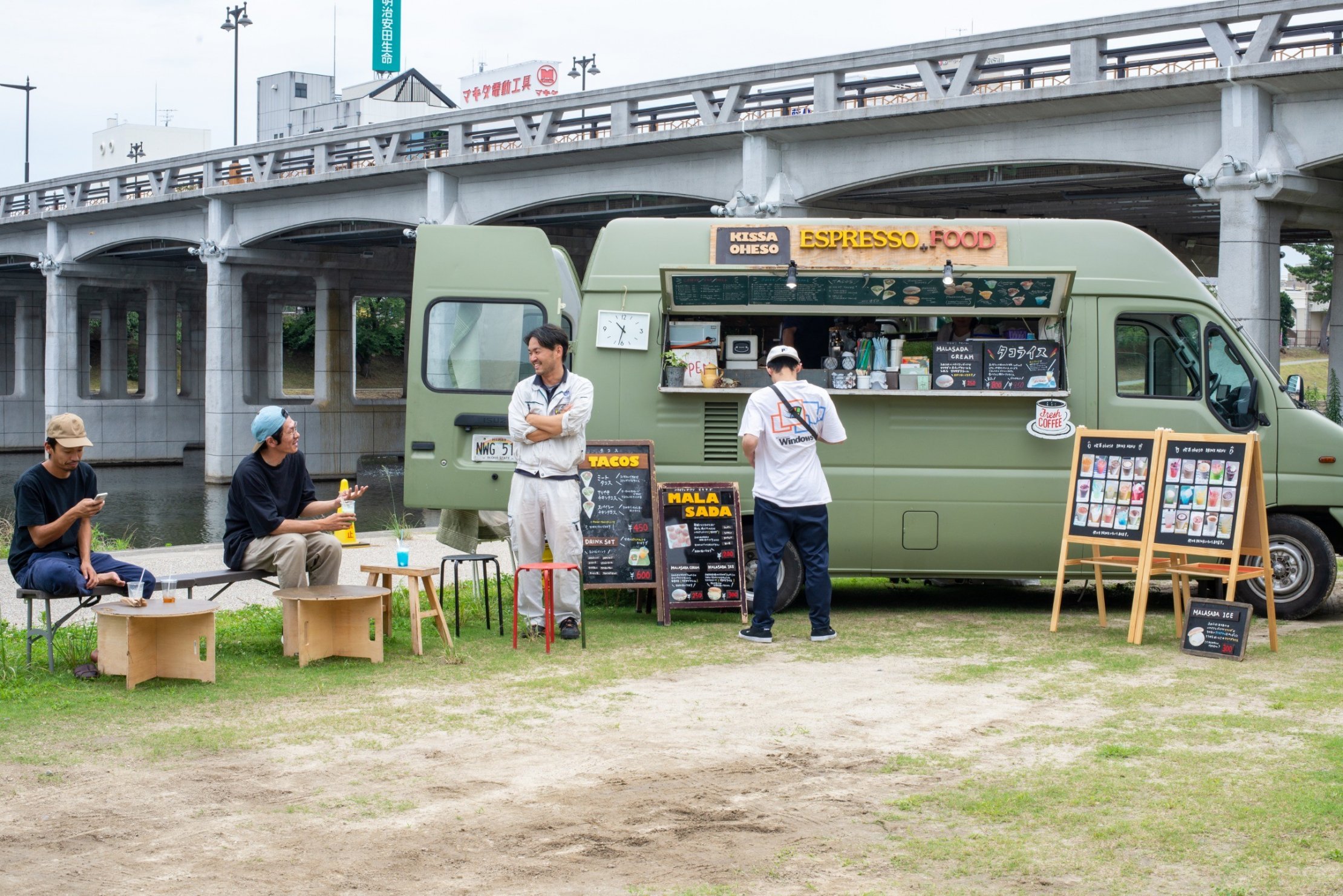 草の縁の会場風景